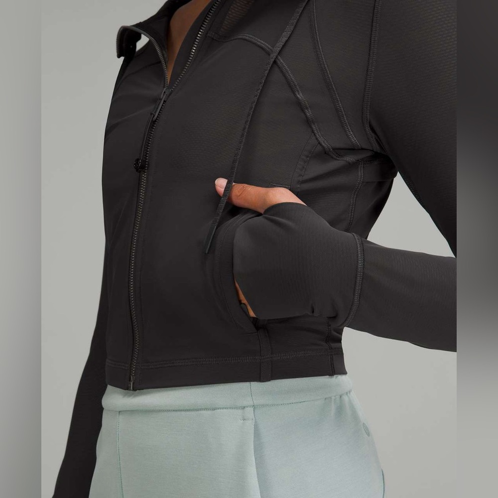 lululemon athletica Black Cropped Hooded Jacket - Picture 4 of 5